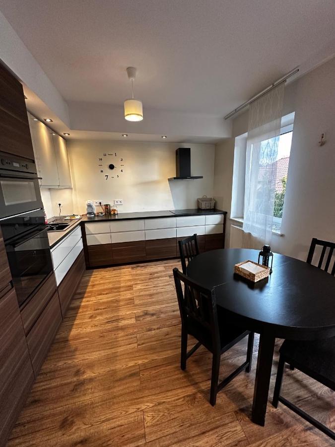 Apartament Airport กดัญสก์ ภายนอก รูปภาพ