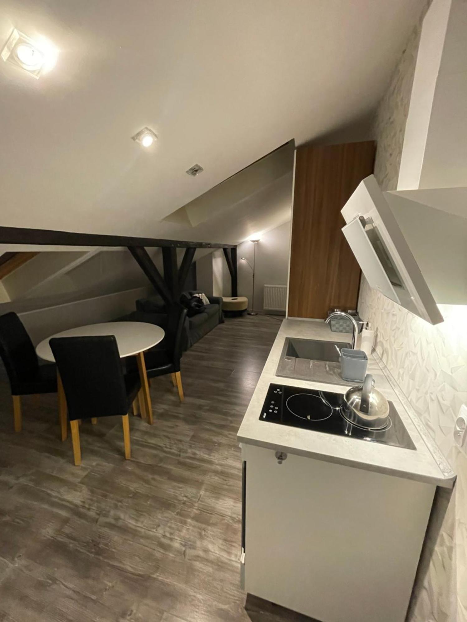 Apartament Airport กดัญสก์ ภายนอก รูปภาพ