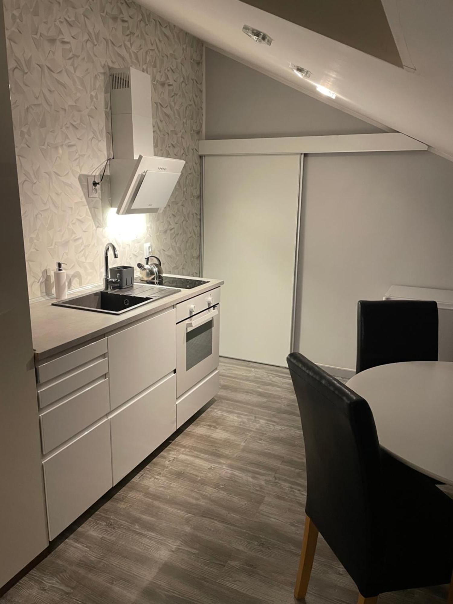 Apartament Airport กดัญสก์ ภายนอก รูปภาพ