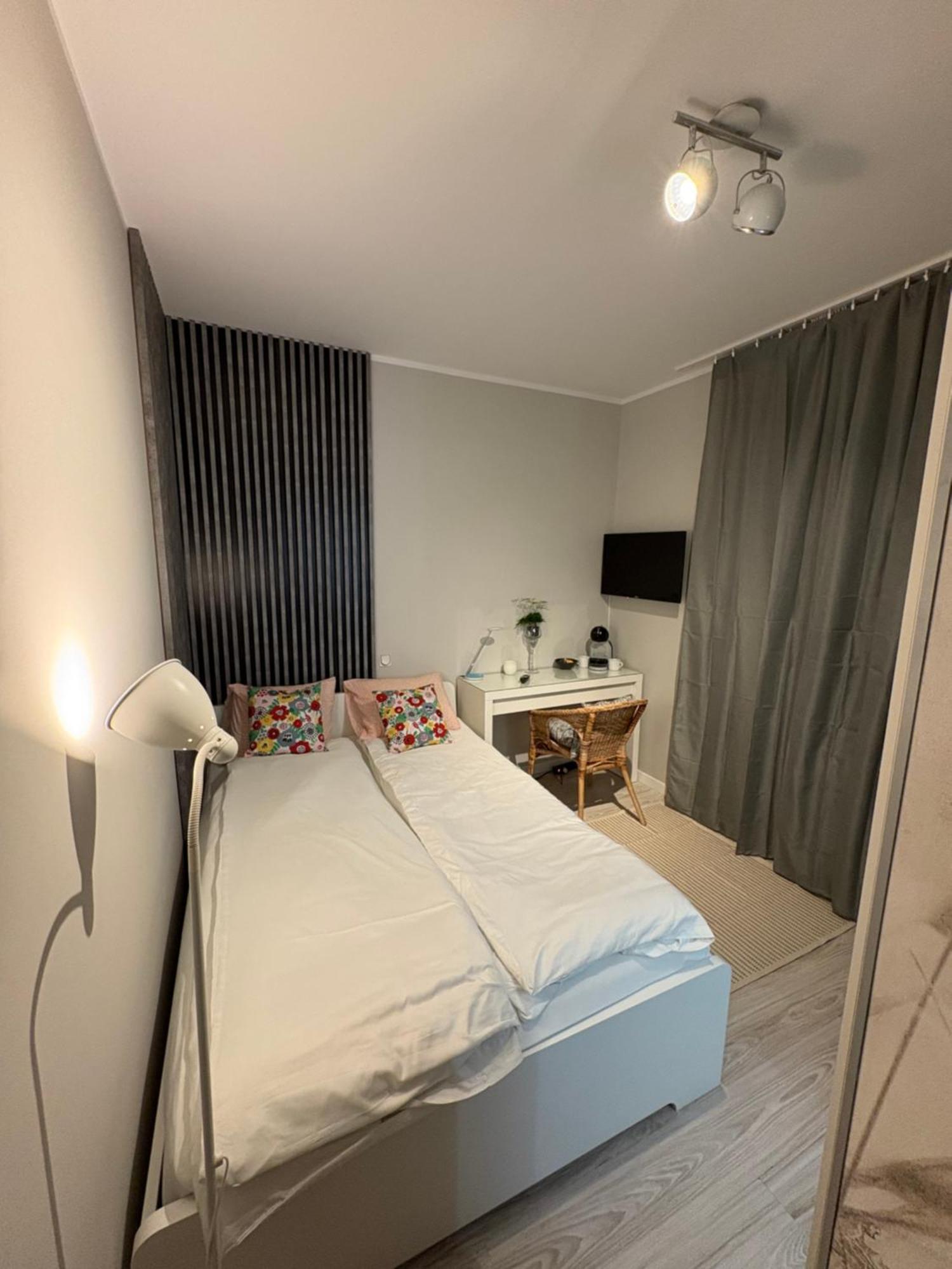 Apartament Airport กดัญสก์ ภายนอก รูปภาพ
